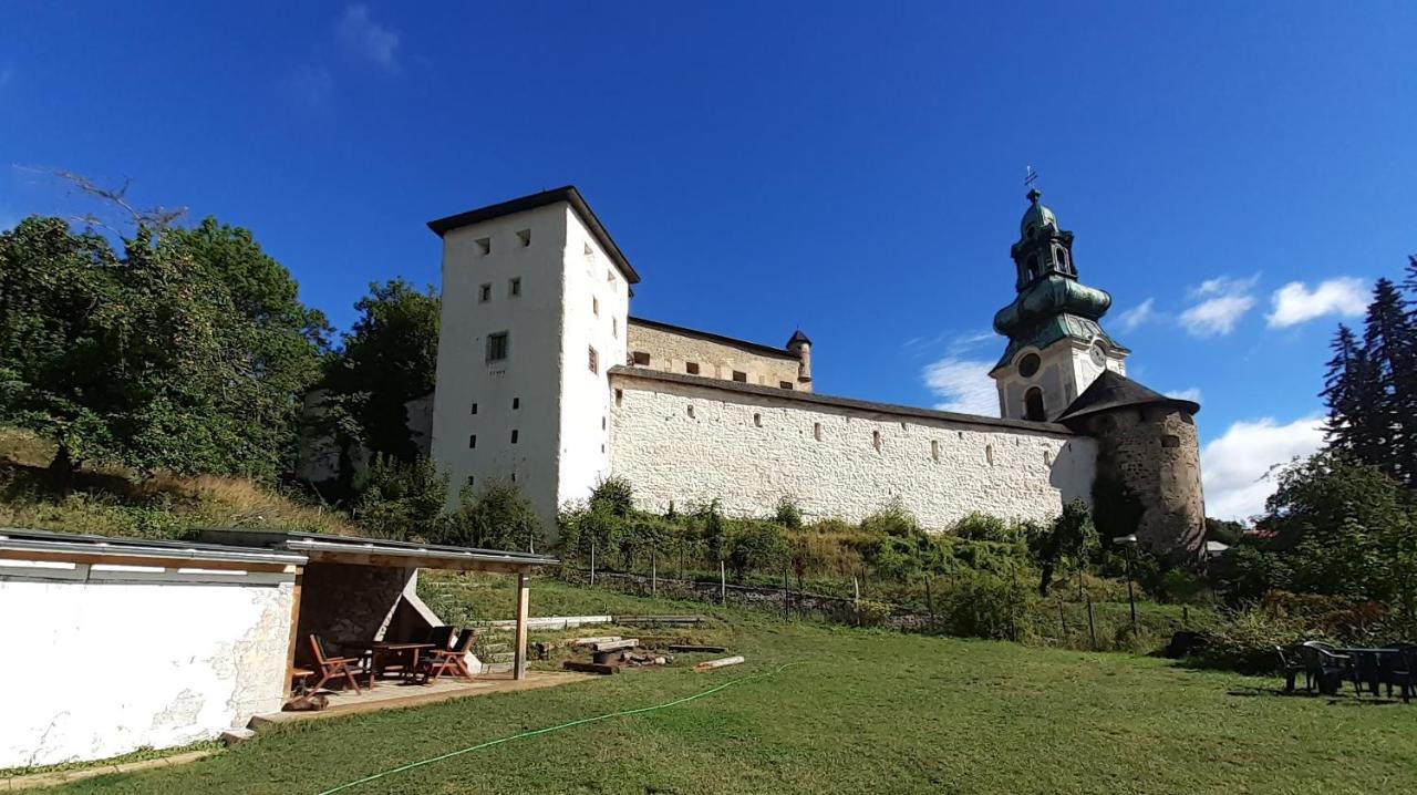 Hostel Skautsky Dom Banska Stiavnica Ngoại thất bức ảnh