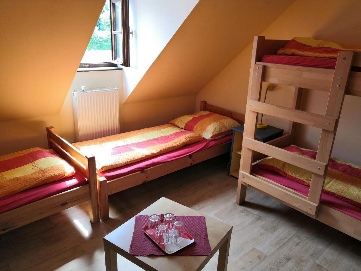 Hostel Skautsky Dom Banska Stiavnica Ngoại thất bức ảnh
