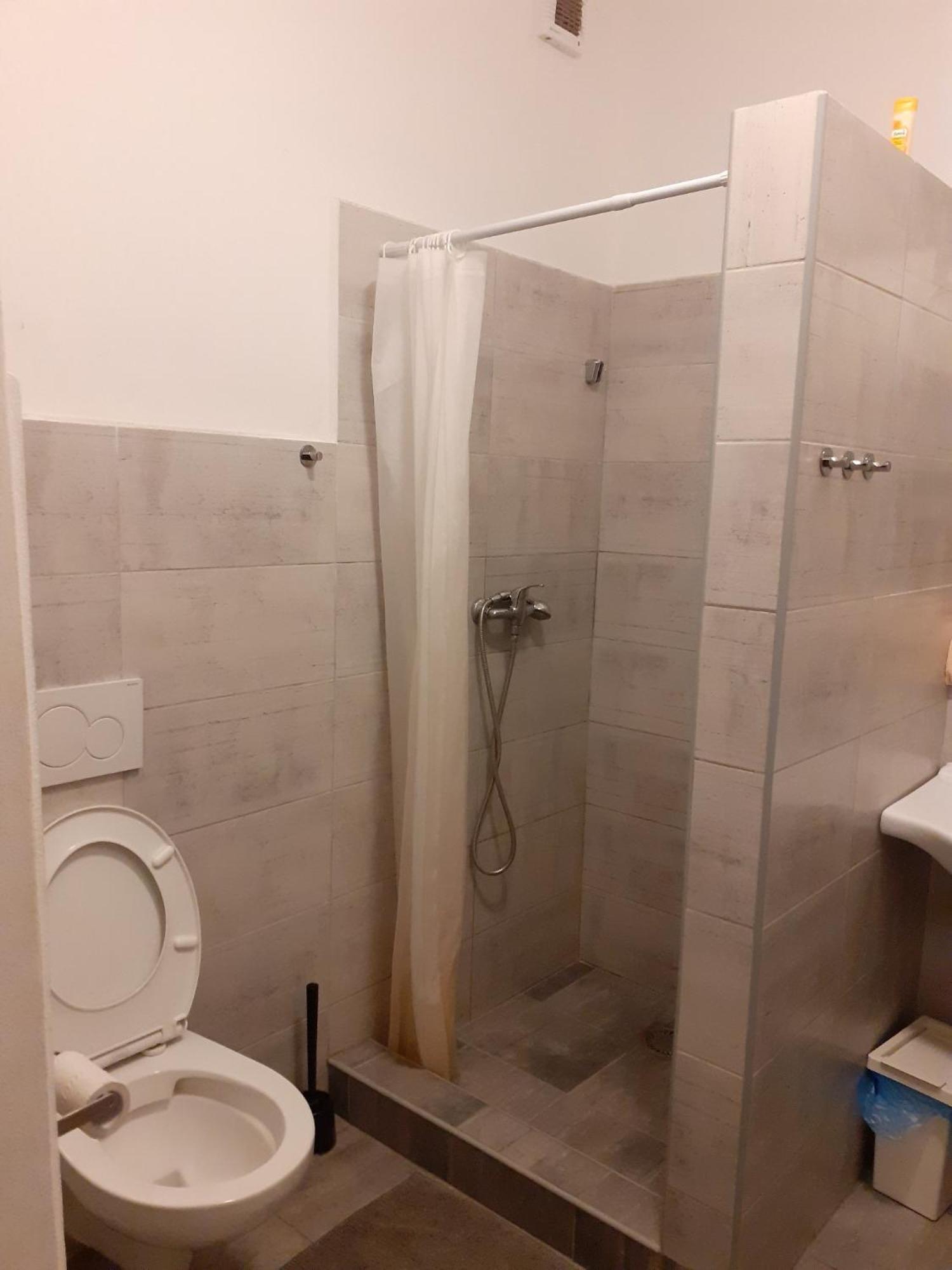 Hostel Skautsky Dom Banska Stiavnica Ngoại thất bức ảnh