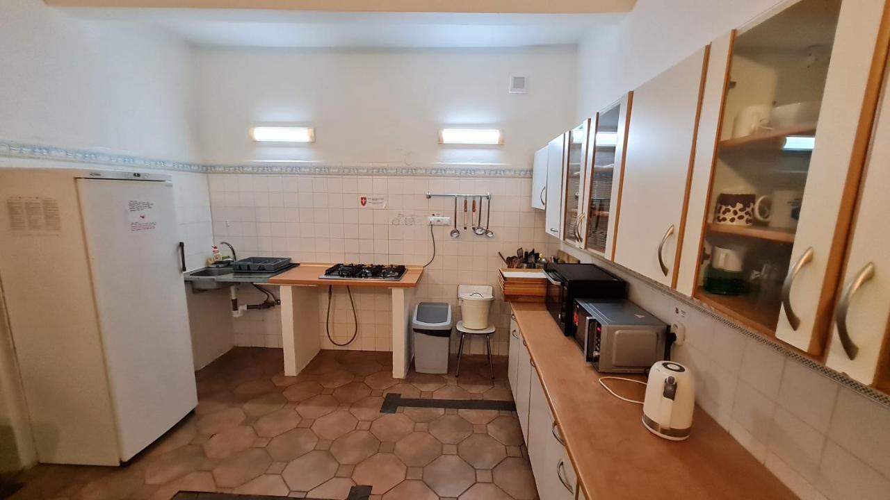 Hostel Skautsky Dom Banska Stiavnica Ngoại thất bức ảnh