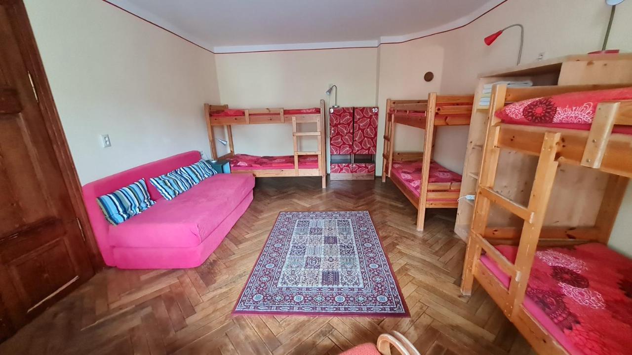 Hostel Skautsky Dom Banska Stiavnica Ngoại thất bức ảnh