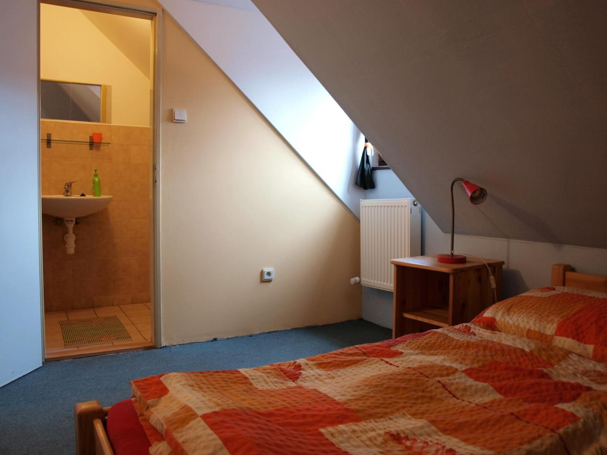 Hostel Skautsky Dom Banska Stiavnica Ngoại thất bức ảnh